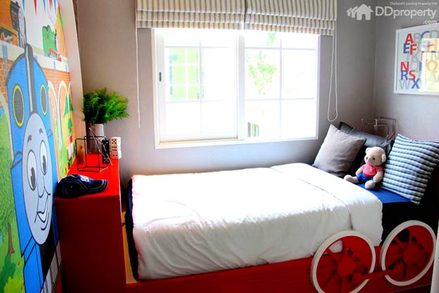 Golden Town On Nut  Pattanakarn